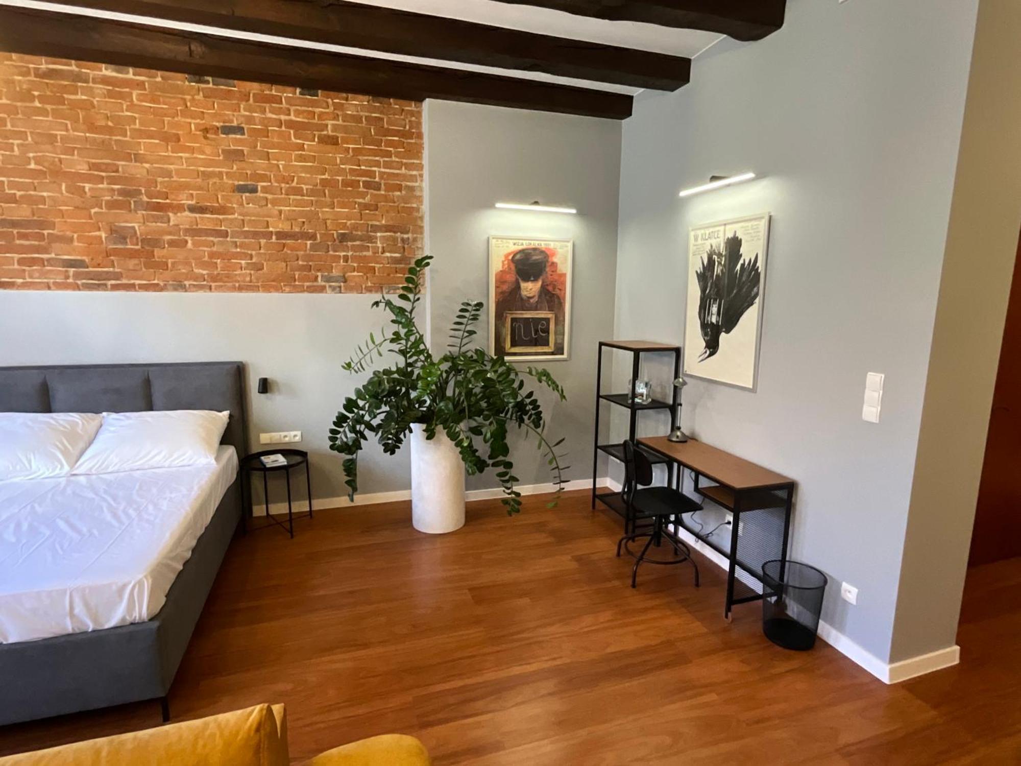Apartamenty Zlota Nic 오폴레 객실 사진