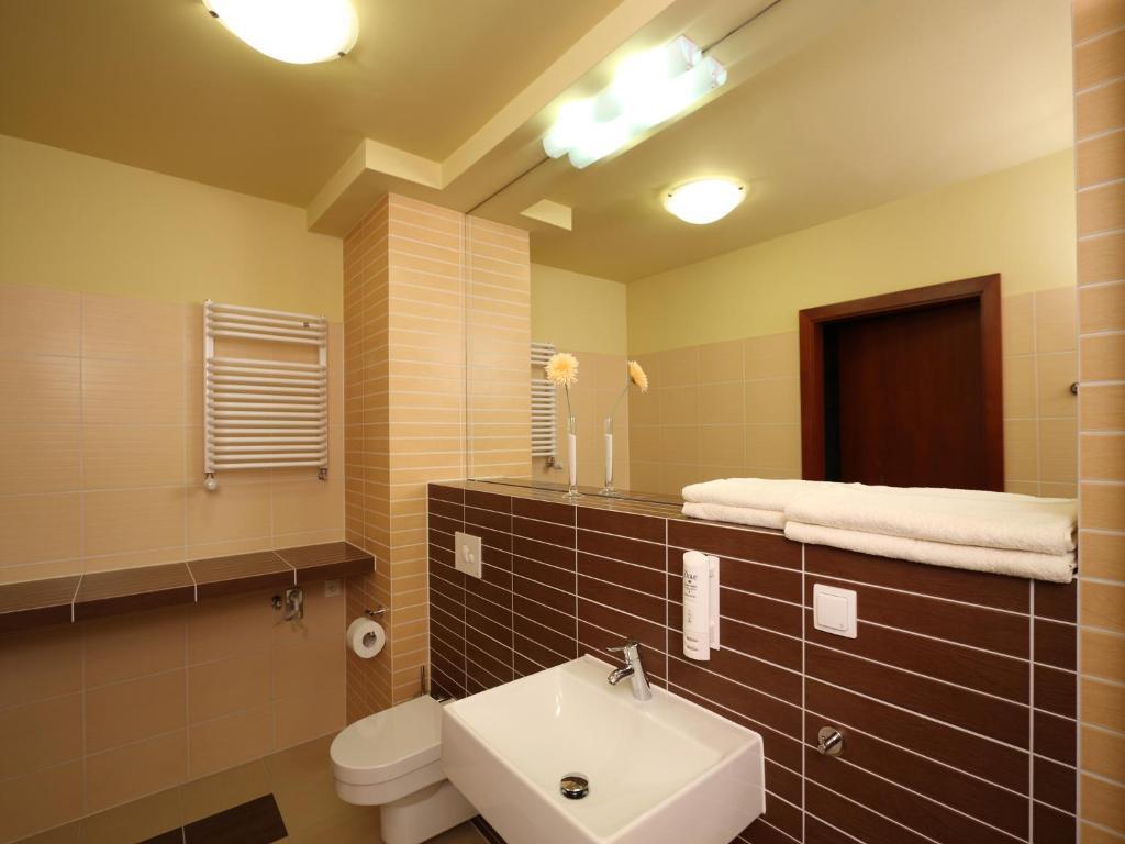 Apartamenty Zlota Nic 오폴레 객실 사진